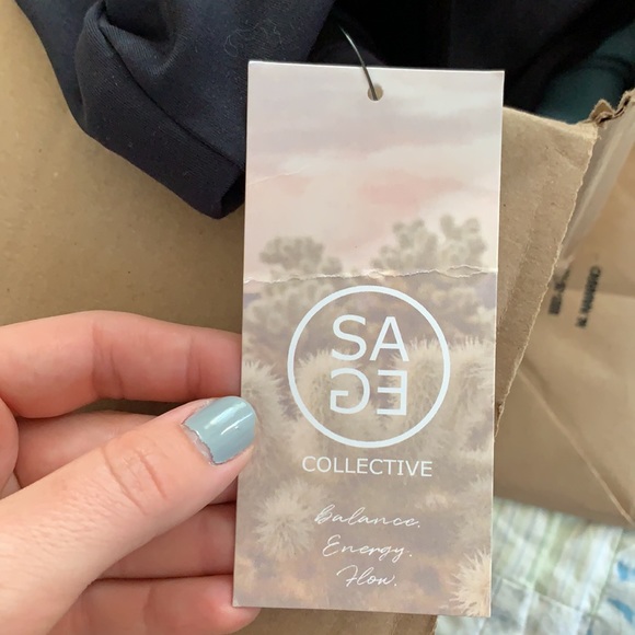 NWT Sage Collective Sports Bra - Picture 4 of 4